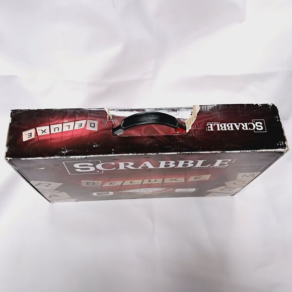 Hasbro Scrabble Game Deluxe Edition Board Game Rotating Carry Case New Open Box - Picture 4 of 11